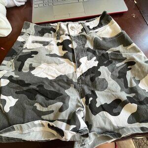 Women's multi Shorts